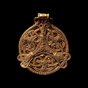 Viking Age Scandinavian Gold Filigree Pendant with Terslev Motif