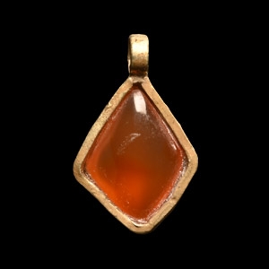 Medieval Gold Gem Set Pendant