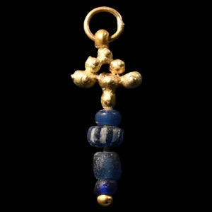 Roman Gold Pendant with Beads