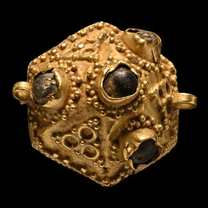 Byzantine Garnet Set Gold Pendant