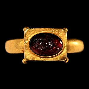 Roman Horse Gemstone in Gold Ring