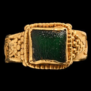 Roman Gold Ring with Green Cabochon