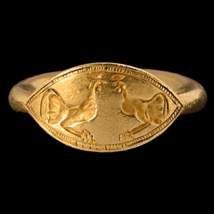 Gold Ring with Facing Birds