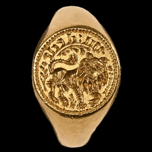 Medieval Gold Signet Ring with Indeed Inscription and Lion