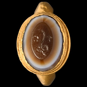 Roman Sardonyx Snake Gemstone in Medieval Gold Ring