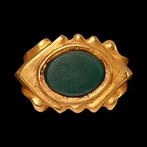 Roman Style Gold Ring with Green Gemstone