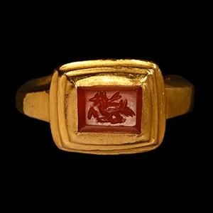 Gold Ring with Sassanian Dragon Gemstone