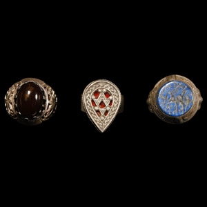Silver-Coloured Ring Group