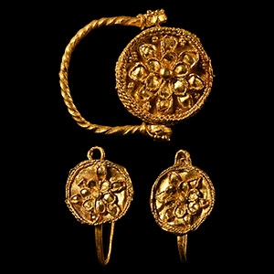 Gold Ring and Earring Set with Rosettes