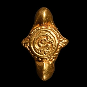 Decorated Gold Ring