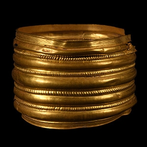 Large European Bronze Age Gold Ribbed Bangle