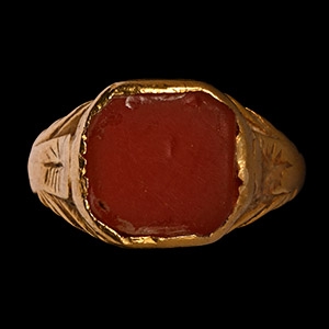 Seljuk Gold Ring with Square Cornelian Bezel