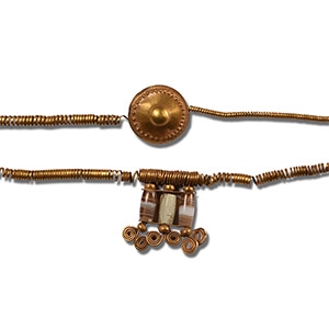 Bactrian Gold Wire Necklace with Pendant