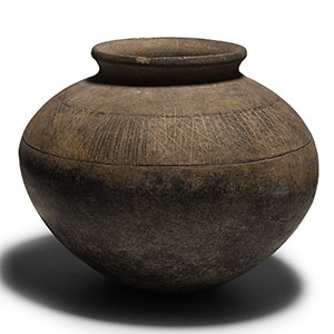 Large Bronze Age Decorated Grey Ware Burial Urn