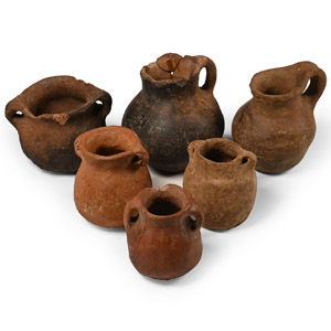 Bronze Age Ceramic Vessel Grave Group
