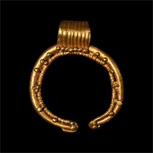 Roman Gold Luna Pendant