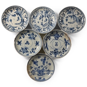 Ca Mau Cargo Shipwreck Glazed Blue and White Dish Collection