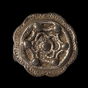 Georgian Period Silver Ring with Floral Design