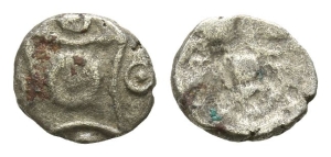 Celtic Britannia. Atrebates & Regni, Commius(?) AR Minim.