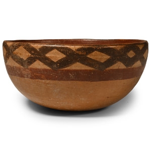 Pre-Columbian Chupicuaro Painted Terracotta Bowl