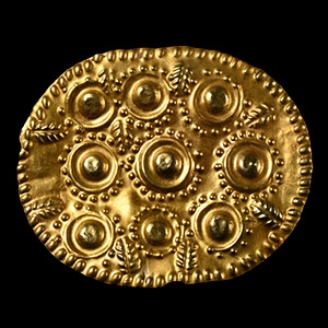 Gold Proto-Celtic Style Shield-Shaped Mount