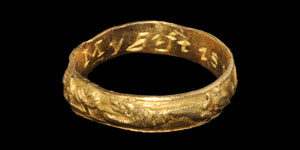 Post Medieval My gift is myselfe Decorated Gold Posy Ring