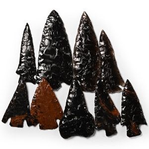 Native American Klamath-Modoc Obsidian Arrowhead Group