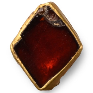 Western Asiatic Gold and Garnet Pendant