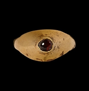 Medieval Gold Ring with Garnet