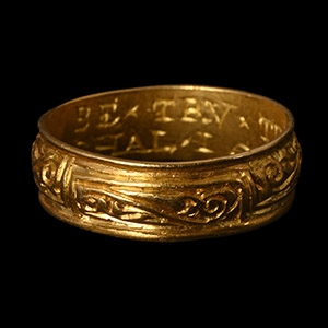 The Burton Agnes Tudor BE x TRV x TIL x DEATHE x AND x SO // SHAL x I Gold Double Register Posy Ring