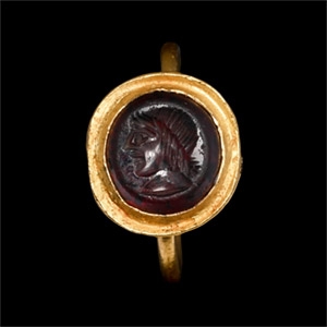 Late Roman Gold Ring with Garnet Intaglio Depicting a Male Portrait