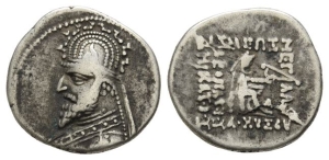 Kings of Parthia, Sinatrukes AR Drachm.