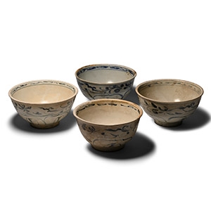 Hoi An Cargo Shipwreck Glazed Blue and White Bowl Group