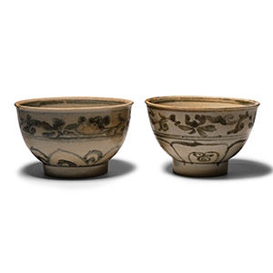 Hoi An Cargo Shipwreck Glazed Blue and White Bowl Pair