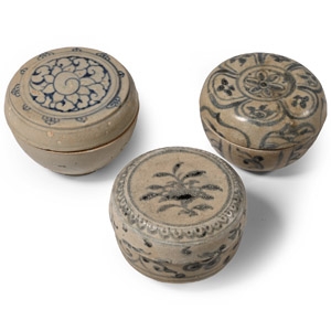 Hoi An Cargo Shipwreck Glazed Blue and White Lidded Box Collection