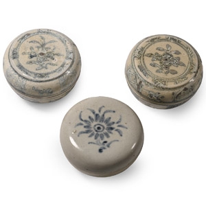 Hoi An Cargo Shipwreck Glazed Blue and White Lidded Box Collection