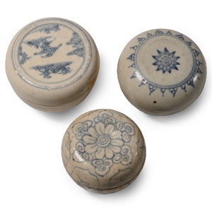 Hoi An Cargo Shipwreck Glazed Blue and White Lidded Box Collection