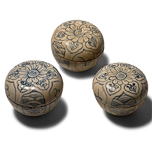 Hoi An Cargo Shipwreck Glazed Blue and White Lidded Box Collection