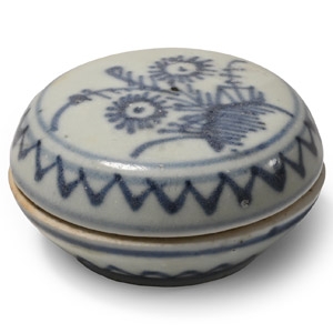 Ca Mau Cargo Shipwreck Glazed Blue and White Lidded Box
