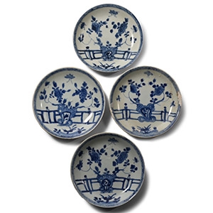 Ca Mau Cargo Shipwreck Glazed Blue and White Tea Saucer Set with Floral Design