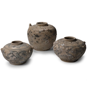 Hoi An Cargo Shipwreck Glazed Blue and White Vessel Group