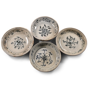 Hoi An Cargo Shipwreck Glazed Blue and White Large Plate Set