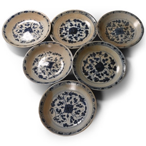 Tek Sing Treasure Shipwreck Glazed Blue and White Plate Set