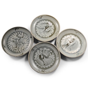 Tek Sing Treasure Shipwreck Glazed Green and Egg Shell Plate Set