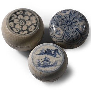 Hoi An Cargo Shipwreck Glazed Blue and White Lidded Box Collection