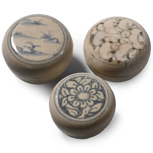 Hoi An Cargo Shipwreck Glazed Blue and White Lidded Box Collection