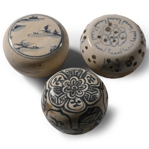 Hoi An Cargo Shipwreck Glazed Blue and White Lidded Box Collection