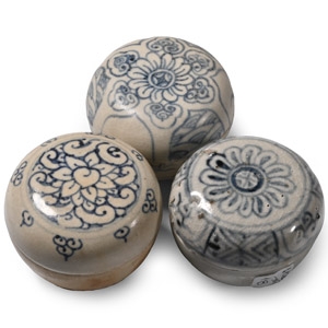 Hoi An Cargo Shipwreck Glazed Blue and White Lidded Box Collection