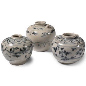 Hoi An Cargo Shipwreck Glazed Blue and White Vase Trio