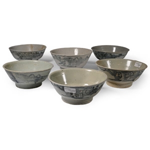 Tek Sing Treasure Shipwreck Glazed Blue and White Bowl Set